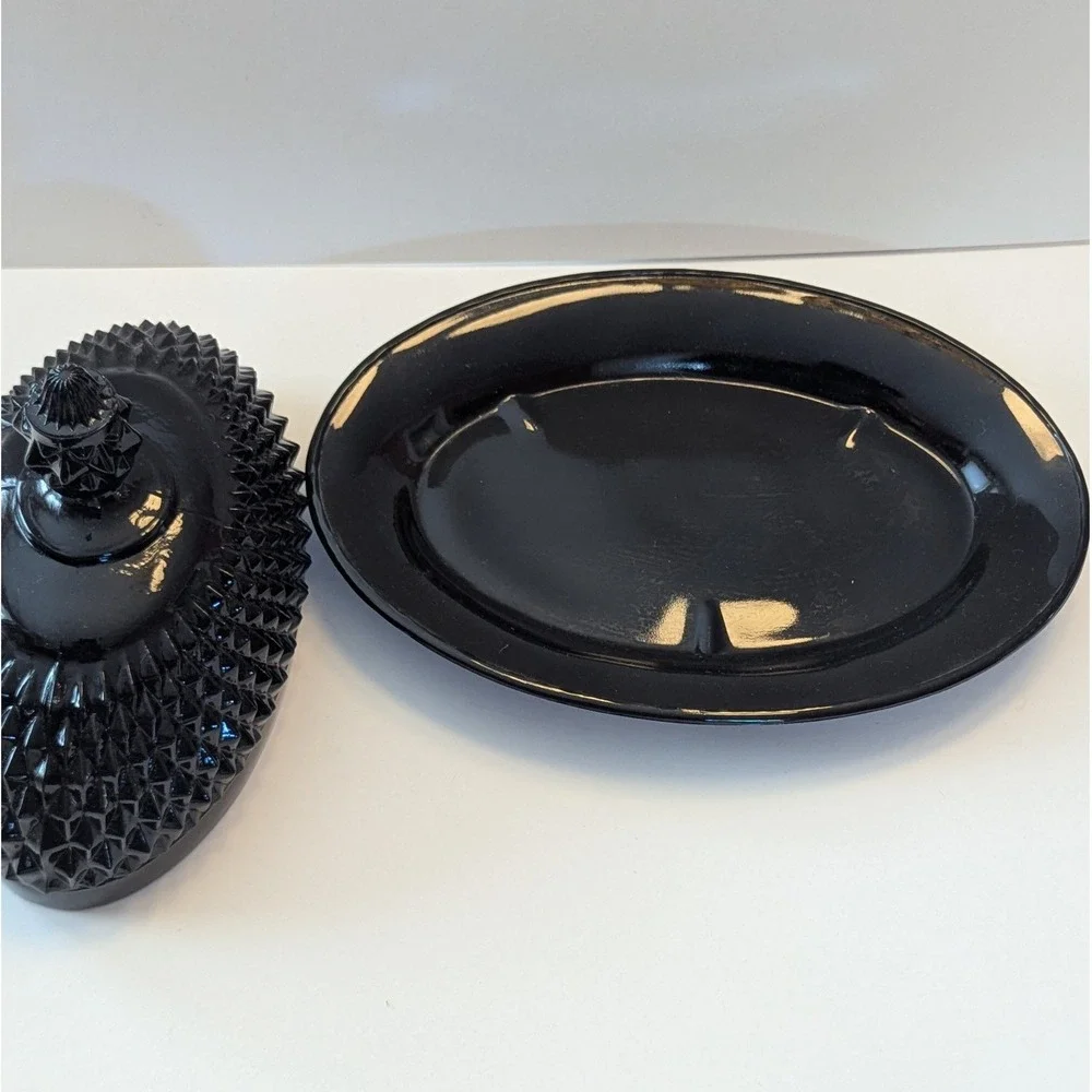 Vintage 1970s Tiara Indiana Cameo Black Diamond Point Butter Keeper